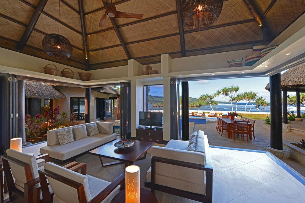 Wavi Island Hotel Naindi ภายนอก รูปภาพ